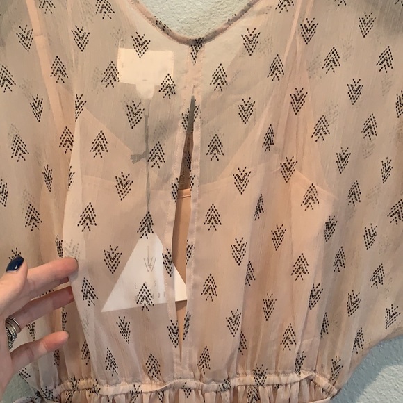 LOST & WANDER BROOKE COVER UP MAXI IN BLUSH - Picture 5 of 12